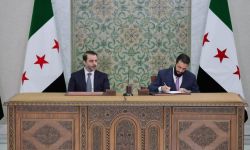 "هيومن رايتس ووتش": الإعلان الدستوري السوري يعزز سلطات الرئيس ويهدد استقلال القضاء